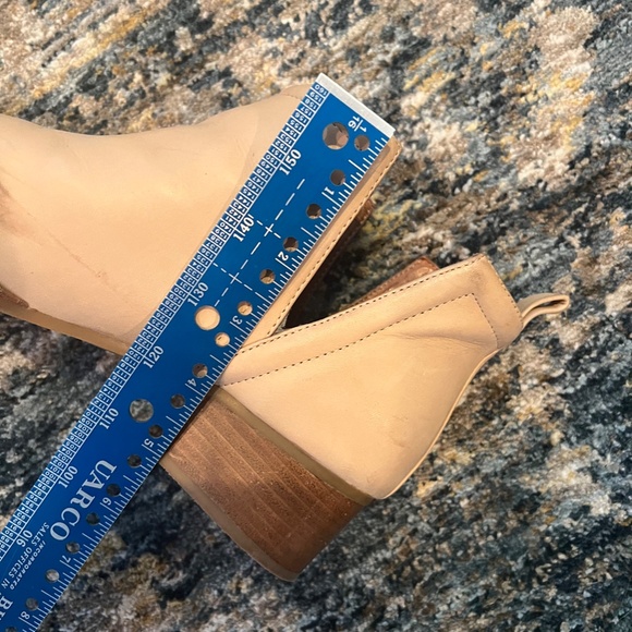 Jeffrey Campbell Anthropologie Taggart Leather Bootie 8 - Picture 12 of 12